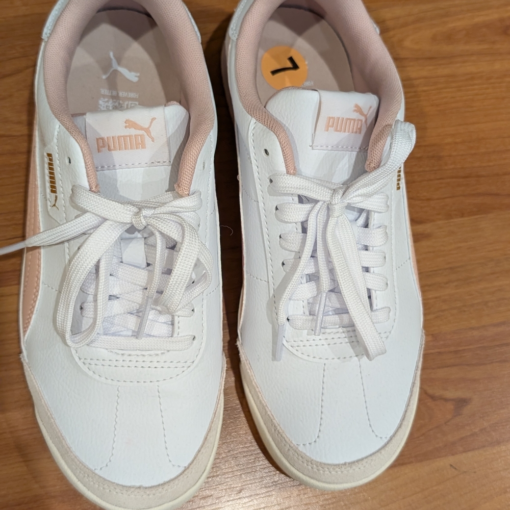 Puma White and Pink Sneakers